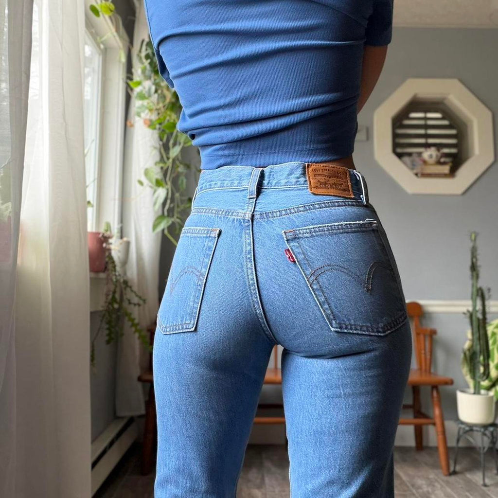 Levi's Wedgie Straight Denim (25)
